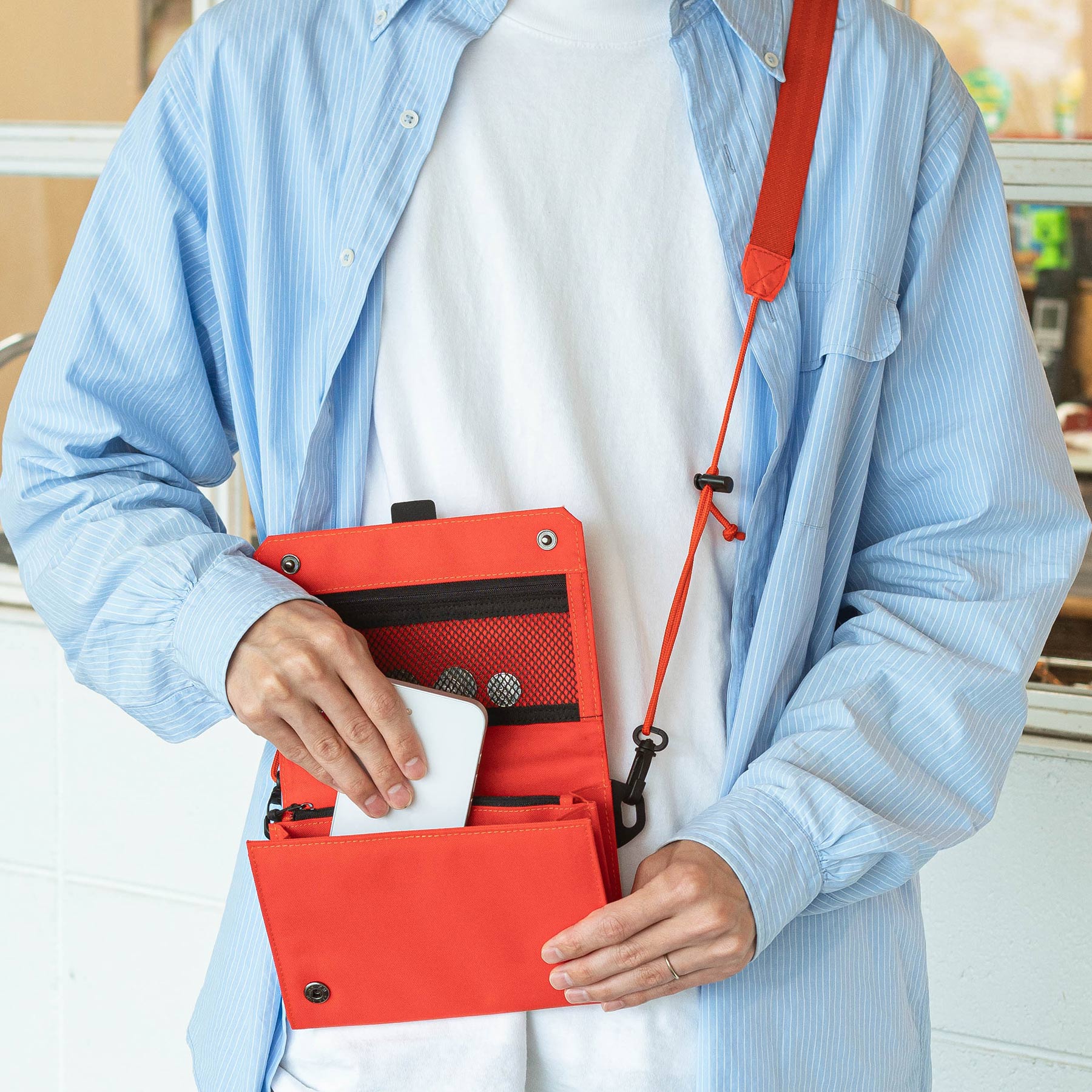 nahe ネーエ マルチウェイウォレット パスポートケース マルチケース 旅行 トラベル 通帳ケース 財布 母子手帳ケース お薬手帳ケース スマートフォン ポーチ 家計管理ケース