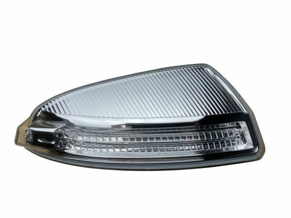 W010-R 【送料無料】W204(前期) 06年~09年 ドアミラー サイドミラー LED ウインカーランプ ウインカーレンズ 右側 TH204M-R メルセデスベンツ 社外品