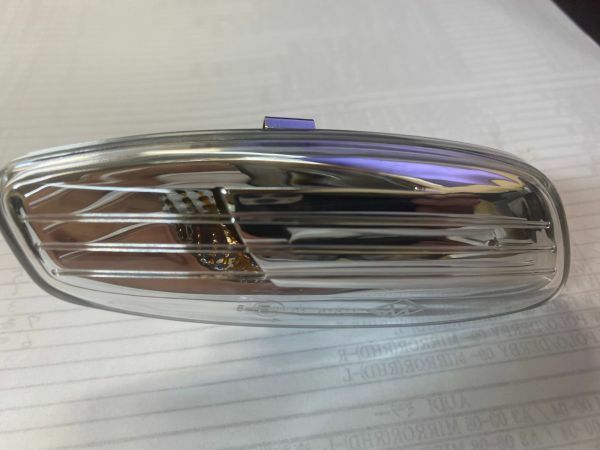 PELA001-L/W015-L /プジョー 3008 `09- 5008 `09- ドアミラー サイドミラー ウインカーランプ ウインカーレンズ 左側　社外品　VM-3008WL