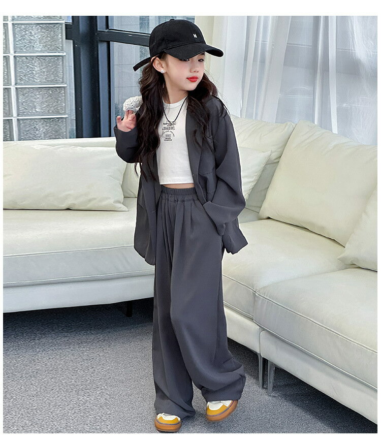 送料無料 子供用スーツ 女子スーツ 七五三 韓国風 結婚式 キッズ 卒業式 パーティー 卒園式 司会 セットアップ 誕生日 入園式スーツ 2点セット フォーマル...