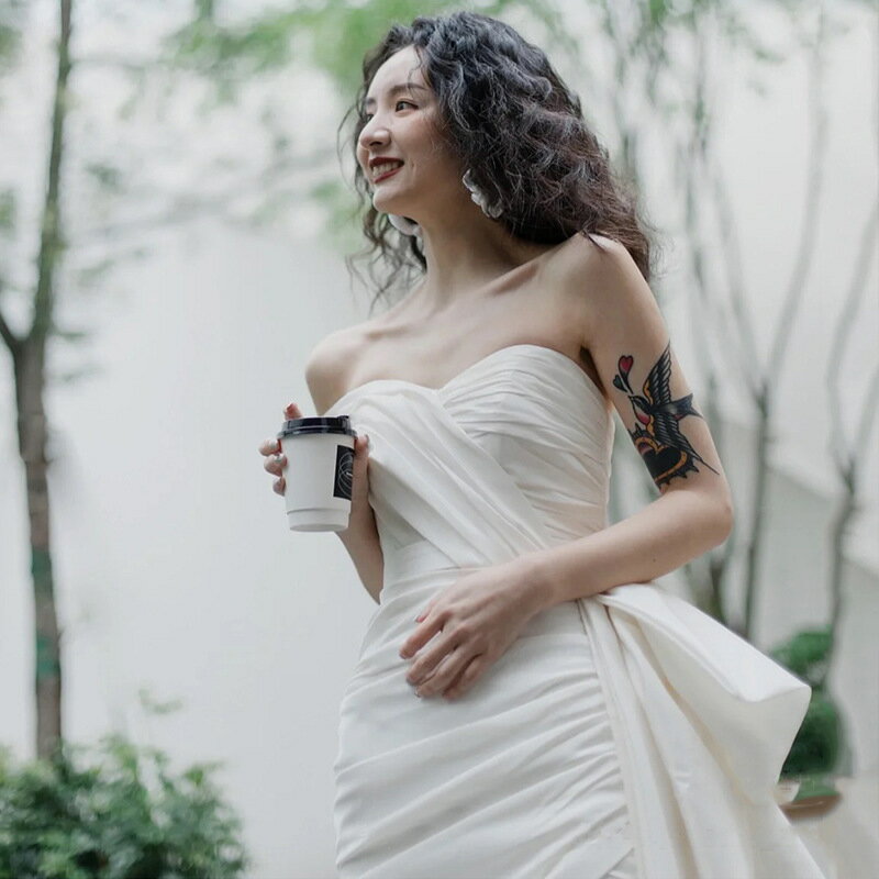 送料無料 大人 お呼ばれウエディングドレス ノースリーブ ハイエンド 忘年会 結婚式 フォーマル 洋服 パーティードレス 成人式 着痩せ プリンセス イブニングドレス 二次会 品質良い 卒業式 入学式 女子会 可愛い 演奏会ドレス XS S M L XL XXL XXXL ホワイト