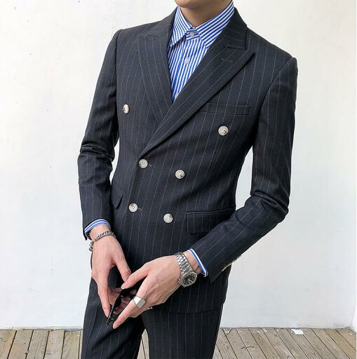 高品質 メンズスーツ スタイリッシュスーツ カッコイイ ビジネス 紳士服 リクルート 結婚式 二次会 長袖ジャケット+パンツ 男性用 入学式 卒業式 送料無料 冠婚葬祭 カジュアルスーツ 秋春 ババ 2点セット ダブルボダンスーツ ストライプスーツ/黒/灰色/青 M/L/XL/2XL/3XL 高品質 メンズスーツ スタイリッシュスーツ カッコイイ ビジネス 紳士服 リクルート 結婚式 二次会 長袖ジャケット+パンツ 男性用 入学式 卒業式 送料無料 冠婚葬祭 カジュアルスーツ 秋春 ババ 2点セット ダブルボダンスーツ ストライプスーツ/黒/灰色/青 M/L/XL/2XL/3XL