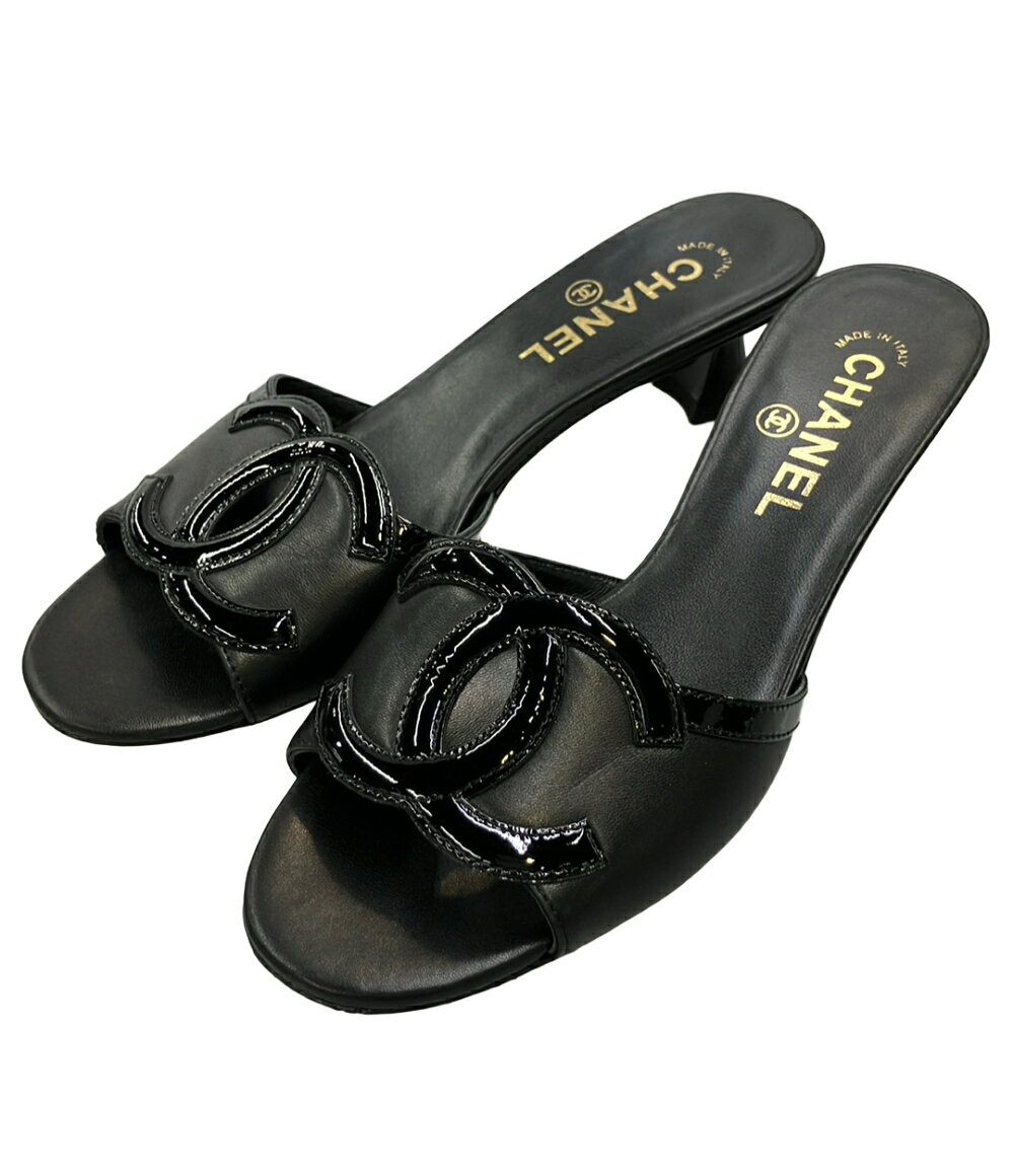 CHANEL\