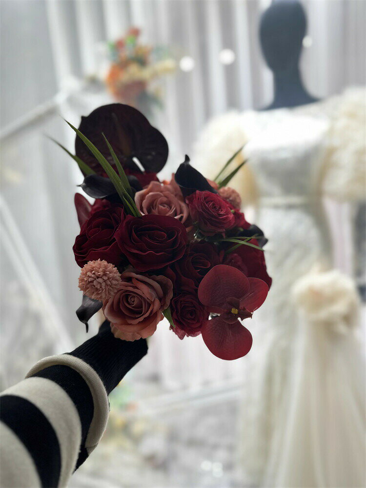 ウェディングブーケレッドブライダルブーケ薔薇花束ブーケブーケウェディングブーケ/造花ブーケ/ブライダルブーケ/ラウンドブーケ/トスブーケ/結婚式/花束卒業入学壮瞥父の日お中元ひな祭り桃の節句誕生日花ギフトウェディングマーチお供え開店祝い 2