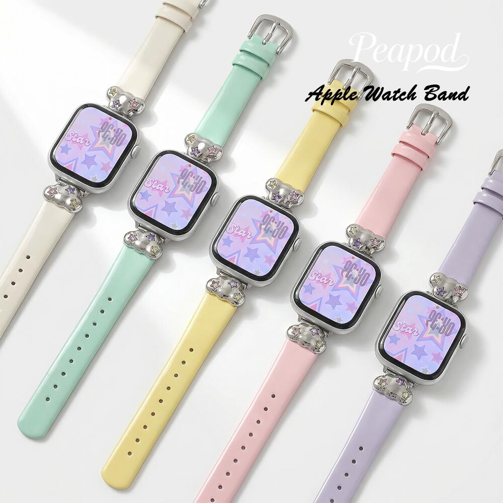 項目詳細対応機種apple watch series 1〜最新モデル対応サイズ38mm / 40mm / 41mm / 42mm / 44mm / 45mm / 49mm 全機種対応バンド幅約22mm牛革素材：厳選された上質な牛革を使用し、漆皮（エナメル）加工により光沢感と高級感を両立。柔らかな肌触りで長時間装着しても快適です。雲モチーフデザイン：金属連結部分に可愛らしい雲の形状を採用し、内部にはスターストーン（星型宝石）を埋め込み。キラキラ輝くディテールが手元を華やかに演出します。多色展開：グリーンイエローピンクホワイトパープルの 5 色をラインナップ。コーディネートや気分に合わせて自由に選べる、ファッション性の高いアクセサリーです。簡単取り付け：apple watchシリーズに完全対応し、工具不要でワンタッチで交換可能。忙しい朝でもスムーズに着せ替えできます。通気性と耐久性：革素材の通気構造と精密な縫製技術により、長期使用に耐える耐久性と、日常使いに適した通気性を実現。汗や摩擦に強く、美しい状態を長く保ちます。おすすめシーンデイリーカジュアルからオフィス、デートやイベントまで、あらゆるシーンで活躍誕生日記念日クリスマスなどのギフトに最適な、可愛らしく高級感のあるプレゼント自分へのご褒美として、手元を彩る特別なアクセサリーに仕様対応機種：apple watchシリーズ（対応モデルは商品ページをご確認ください）素材：牛革（漆皮加工）、ステンレス鋼（金属部）、スターストーンカラー：グリーン / イエロー / ピンク / ホワイト / パープルサイズ：標準サイズ（調整穴により手首サイズにフィット）付属品：交換用バンド本体注意事項ご使用のモニターによって、商品の色合いに差が生じる場合がありますことをご了承ください。生産ロットによっては、事前の予告なく商品のグレードアップや仕様変更が行われる場合があります。ご了承ください。ご購入前に、お選びいただいた商品の情報をご確認ください。商品の手配が開始された後で変更をご希望される場合は、交換料金が発生することをご了承ください。ご購入後、商品には30日間の保証が付いております。もし初期不良があった場合、当社で対応いたします。ただし、ご利用中に発生した損害（例：落下や衝撃など）に関しては、保証の対象外となります。ご購入後、店舗と商品についてのをいただければ、保証期間を90日間延長いたします。弊店では、ラッピングサービスを提供していますが、商品を購入される際には必ずラッピングの選択肢をご利用いただくようお願いしています。そうでない場合、ラッピングの対応ができません。また、ラッピングをご希望の場合、発送までの時間が通常よりも長くかかる可能性があります。また、1つの注文で多数の商品を購入される場合、全ての商品に対してラッピングサービスを提供することができない場合がありますので、ご了承ください