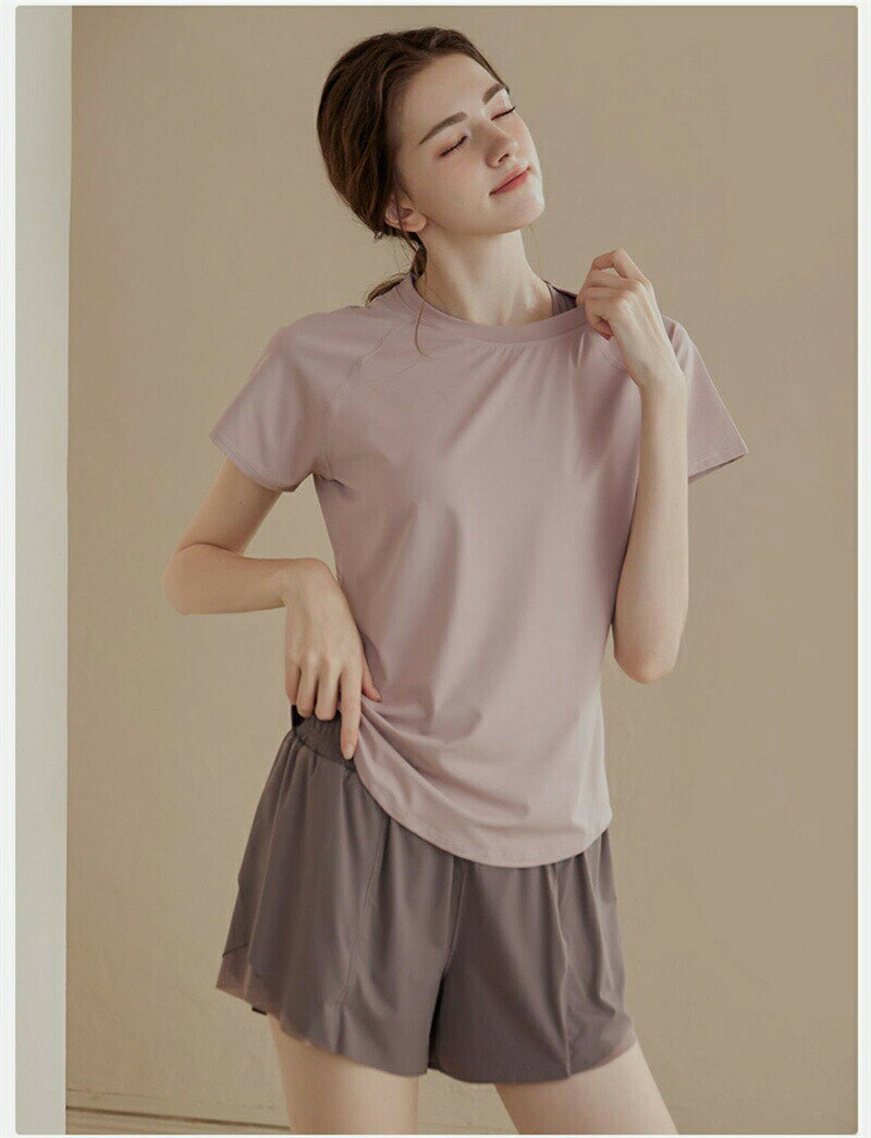 Hug Selectのヨガ トップス 半袖 レディース tシャツ ヨガウェア ヨガ服 スポーツtシャツ 吸汗 速乾 通気 ピラティス服 スクエアネック ストレッチ 着?せ スポーツウェア ランニング ジョギング ジム 運動服 フィットネス 体形カバー スウェットウェア｜アングル3