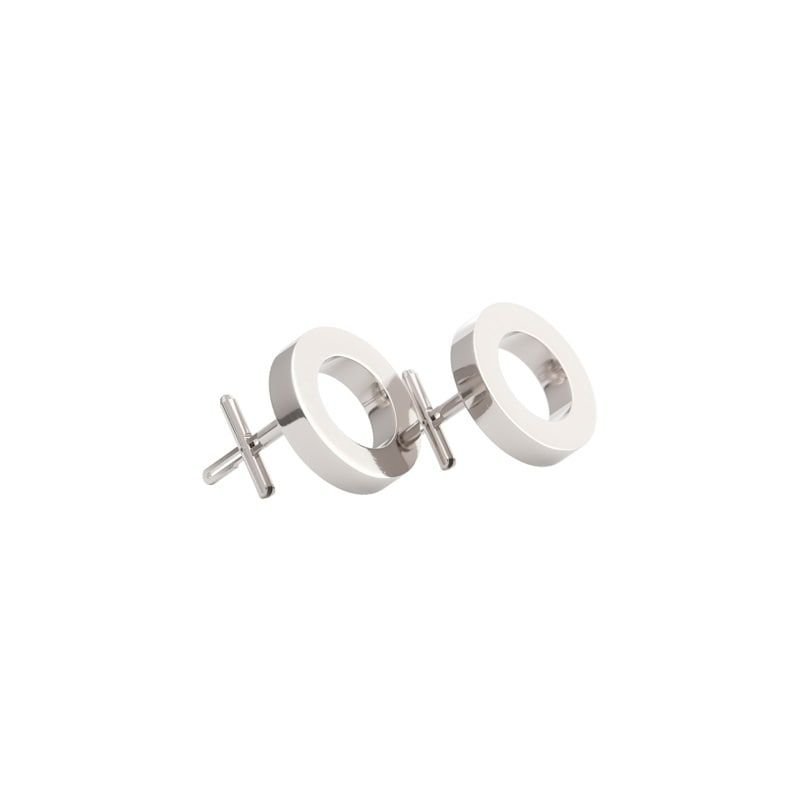 メーカー希望小売価格はメーカーサイトに基づいて掲載しています【 baqless(バックレス) 】世の女性たちが悩まされている 「キャッチによる締め付けの不快感」「ピアスの紛失」という問題を解決しようと思い立ち、 『バックキャッチのないピアス』の開発を始めます。 キャッチ一体型のピアスならキャッチの脱落そのものをなくせると考え、 ジュエリーデザイナーとしての知識と技術を生かしていくつもの試作品を製作。 Info BAQLESSBQL-RI-SV | Purity Ring Silver ------ 永遠を意味するモチーフ シンプルながら遊び心のあるリングデザインが魅力。幾何学的でスタイリッシュな印象があり、さりげない存在感を放ちながらどんなスタイリングにもマッチするピアスです。ゴールドの輝きで子どもっぽくならずに、他とは違う大人の余裕あるおしゃれを楽しめます。継ぎ目がないことから、永遠の幸せを意味するサークルモチーフは自分へのお守りのように、また贈り物としてもオススメです。 Fabric ヘッド素材：真鍮素材にロジウムメッキ、ポスト部分：サージカルステンレス Size ペア（両耳用） / ハーフ（片耳用） ※サイズに関しては商品により1～2cmの誤差が発生する場合がありますので、予めご了承ください。※こちらの商品のサイズ感はブランド指定の表記となっております。 Attention ※シューズの場合、製法上、接着剤の付着や縫製のズレ・歪みがある場合がございますが、不良品ではございませんので予めご了承ください。※掲載写真はパソコンのモニターによって実物と色味が異なる場合がございます。※商品は実店舗での販売もしておりますので、タイムラグにより在庫数のずれが生じる場合がございます。万が一品切れの場合は誠に申し訳ございませんが、何卒、ご容赦の程お願い申し上げます。
