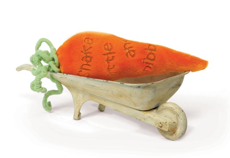 Bunnies By The Bay日本正規バニーズバイザベイ にんじんのガラガラ