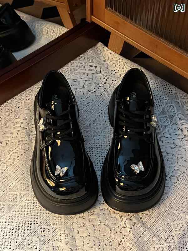 2024秋 帯 水 ドリル 蝶 レトロ 漆 皮 英 倫 風小 革靴 厚底 楽 福 靴 シングル 靴 女性