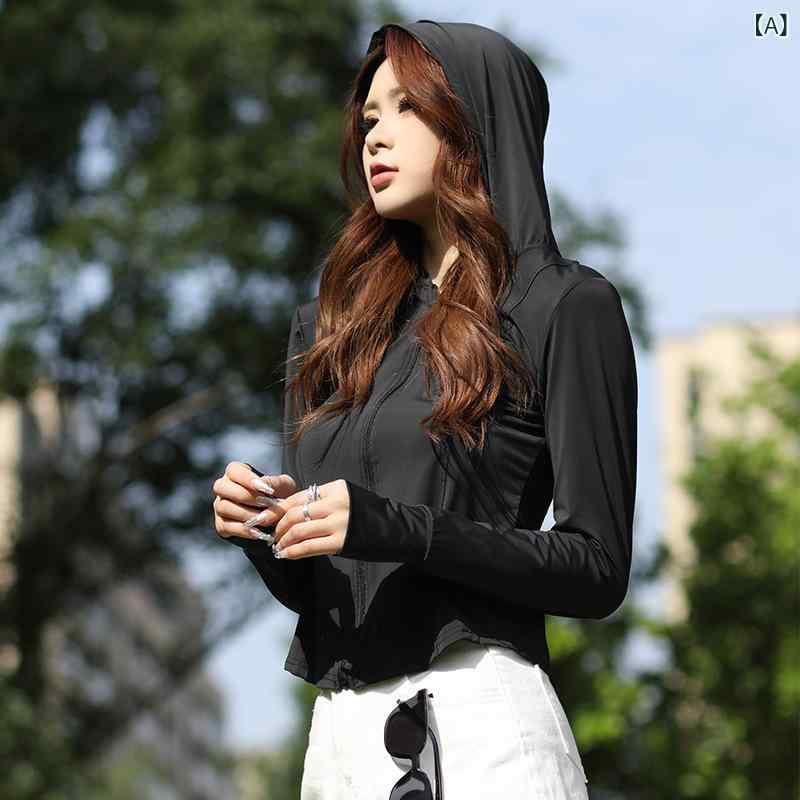 "レディース ラッシュガード 水陸両用 ウェア 紫外線対策 水着 " &ampquotレディース ラッシュガード 水陸両用 ウェア 紫外線対策 水着 &ampquot 夏に ヨガの 日焼け防止 服に 乗る レディース高 襟と 帽子が 付いています。