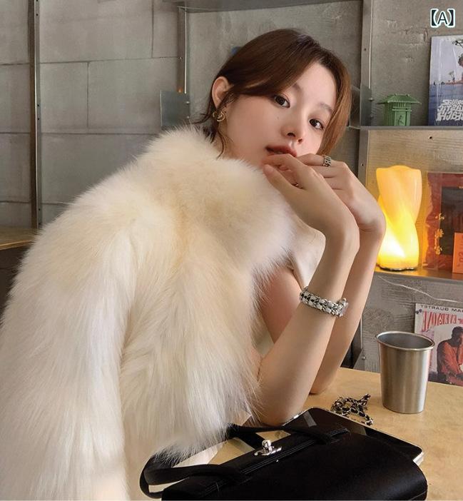 春夏用 パーカー 通気性 マウンテン 薄手 アウター 春夏用 パーカー 通気性 マウンテン 薄手 アウター キツネの 毛皮の コートを まねる レディース 短い...