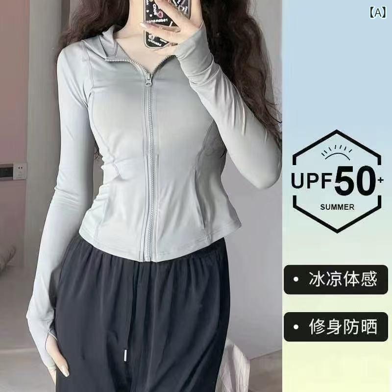 "レディース ラッシュガード 水陸両用 ウェア 紫外線対策 水着 " &ampquotレディース ラッシュガード 水陸両用 ウェア 紫外線対策 水着 &ampquot 2025 通気性 冷感 新 スリム 日焼け防止 薄手の 服 レディース 夏の UV フード付き