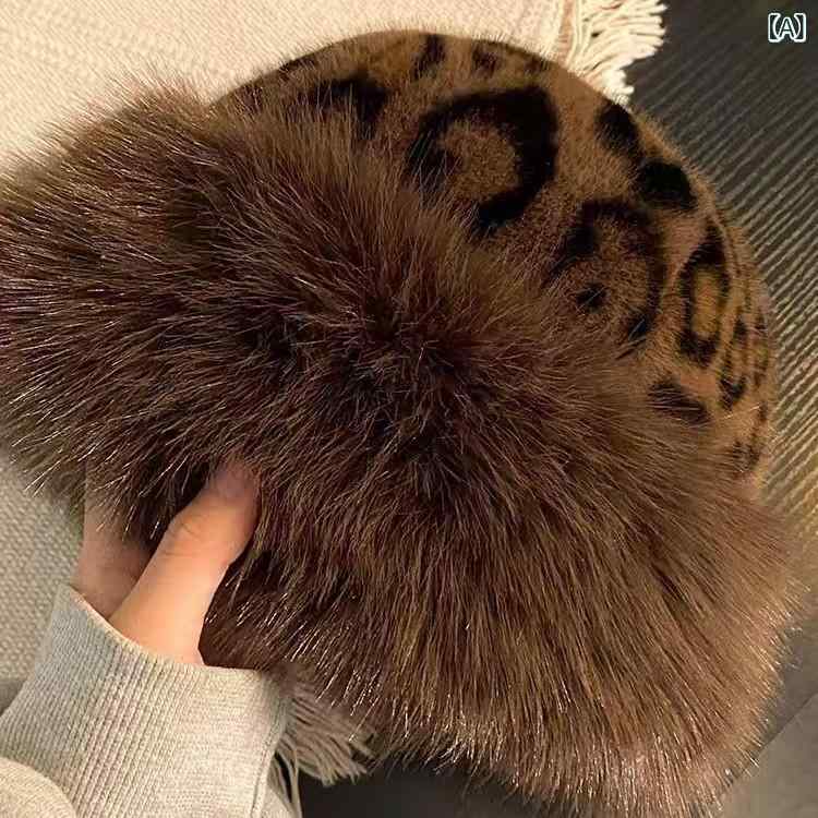 スカーフ付き帽子 レディース おしゃれ 帽子 日よけ対策 帽子 スカーフ付き帽子 レディース おしゃれ 帽子 日よけ対策 帽子 ヒョウ 柄の 毛の 帽子は 秋冬に 厚手 保温 防寒 耳の 帽子を かぶって 皮の 麦わら 帽子の マフラーの 一体の 女性を