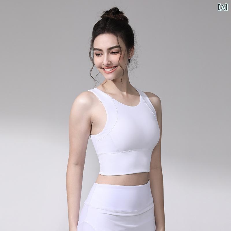 吸湿速乾 冷感 涼しい 薄手 スポーツ ストレッチ 新型 高強度 運動 ブラジャーの 女性は 裾を 広げて 防振 ベストを 集めて ランニング します。