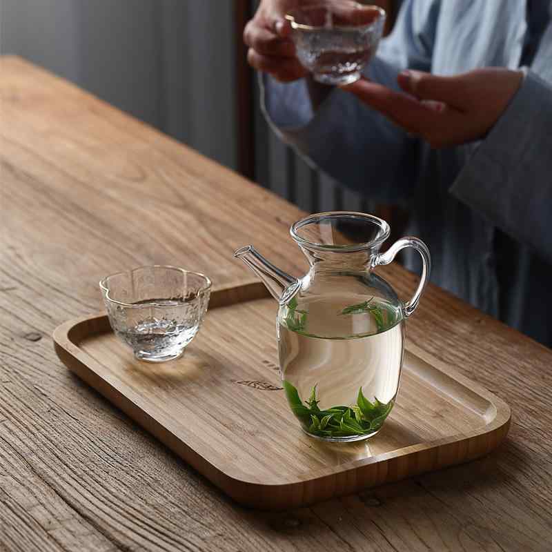 耐熱ガラス ティーポット おしゃれ ガラス 北欧 宋の ガラス 壺の高 ホウ 素 シリコンの 耐熱 ガラスの ティーポットの 小さい サイズ 緑茶の 手は 壺の 公道の 杯を 執って 濾 過 して 加熱 する ことが できます。