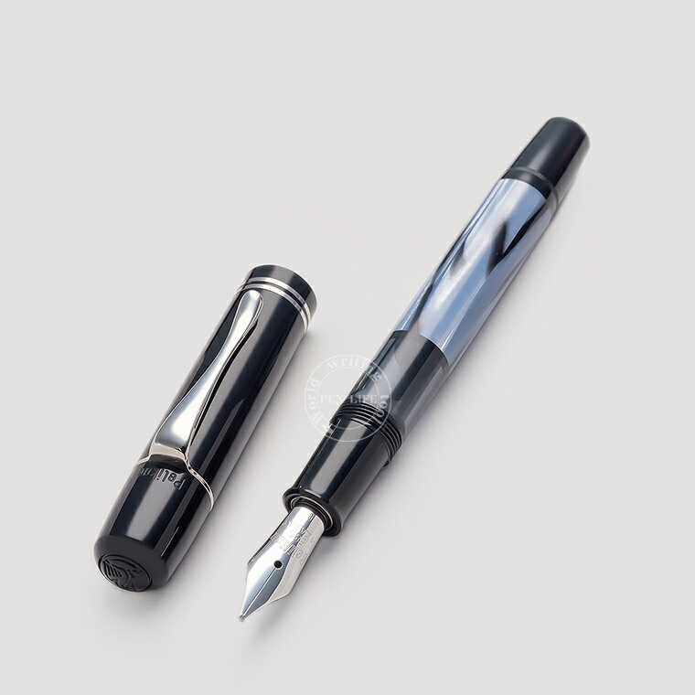 【PEL201】【PELIKAN / ペリカン】M101N 特別生産品 グレー/ブルー 万年筆 B(太字) 黄金期の復刻モデル【即納 / 宅配便対応 ドイツ 筆記具 並行輸入品 送料無料】