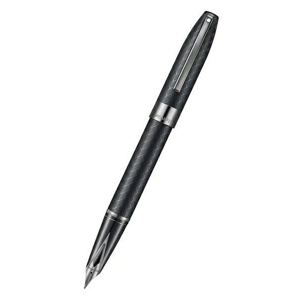 Legacy Chevron / レガシー シェブロン 万年筆 マットブラック F・M / 細字・中字 E0906653 インレイニブを搭載 ペンシース付属 コンバーター内蔵 時を経て待望の復活