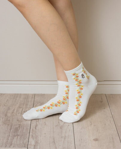 Hush Puppies(ハッシュパピー)/ハッシュパピー/ ライン花柄ソックス(レディス)ソックス