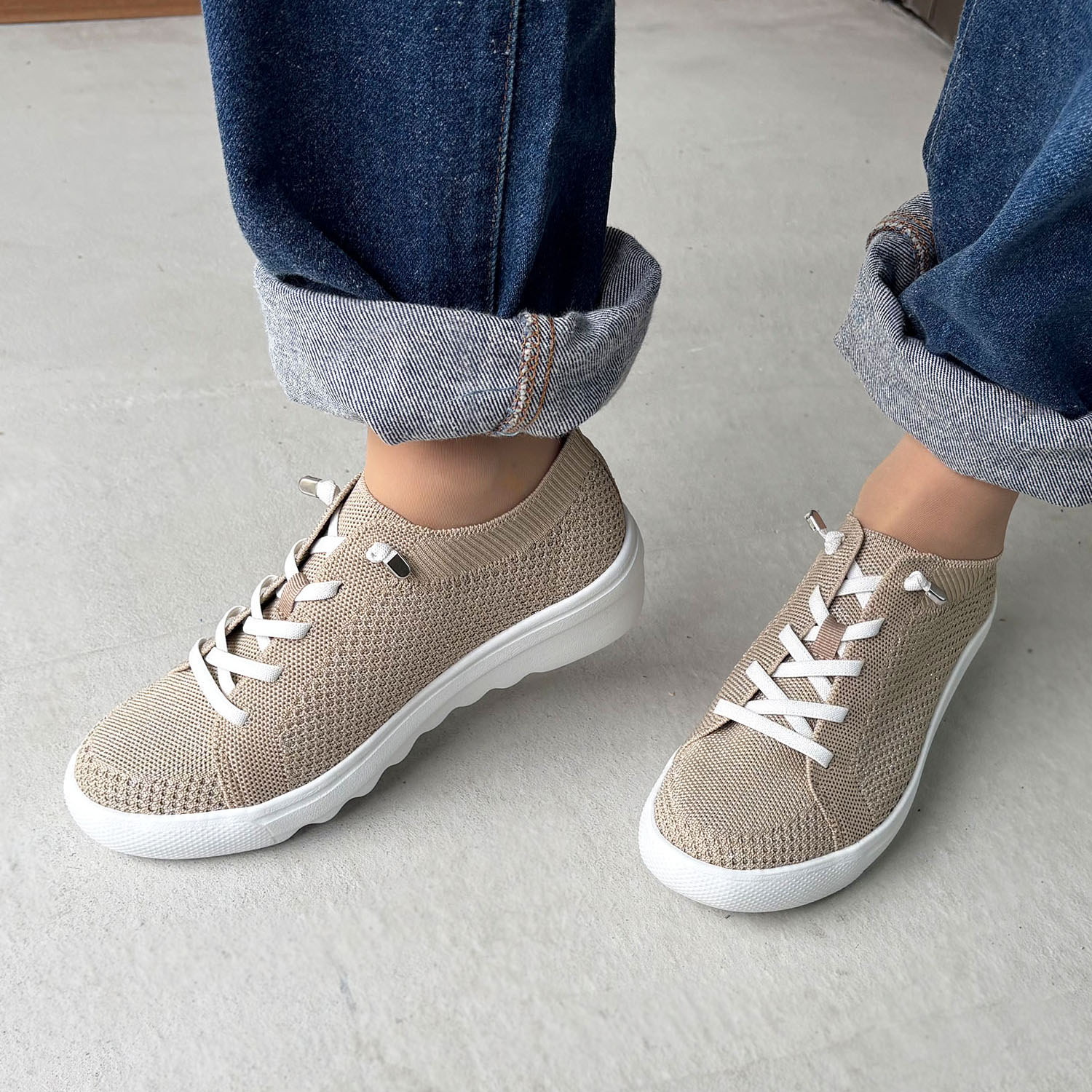 【KITSON】スニーカー レディース 厚底 ウェーブソール 軽量 ニット ゴム紐 ラメ 脚長効果 キットソン