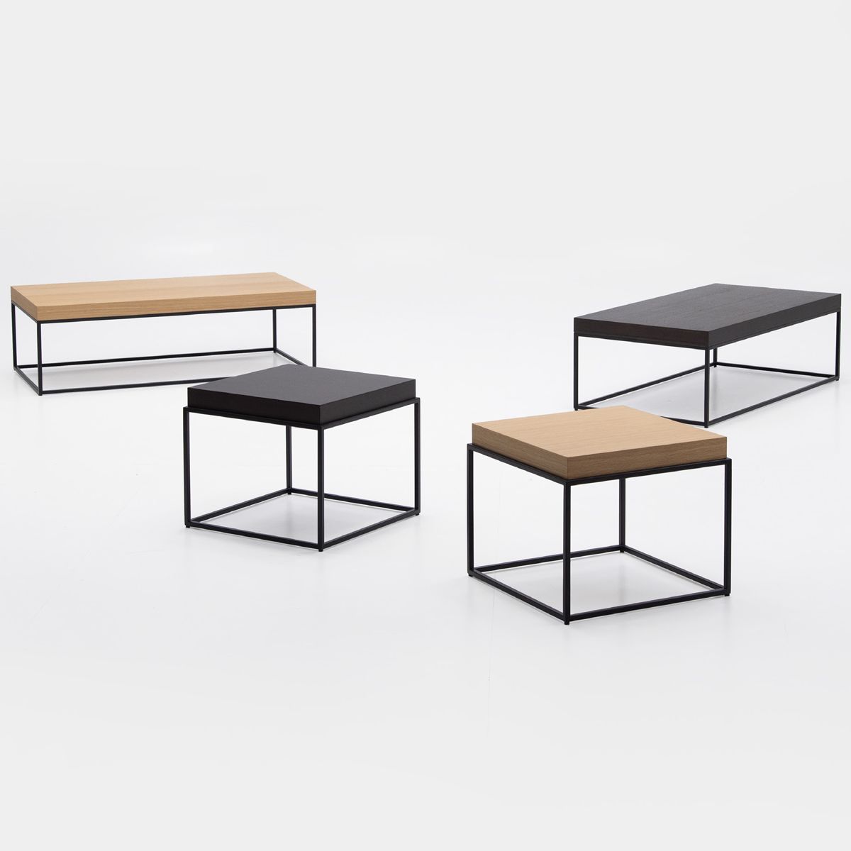 商品詳細（サイズ）■天板：オーク突板■脚部：スチール（ブラック）■サイズ：W525～1200×D525～600×H385～450■補足：完成品／サイズ選択／カラー選択北海道、沖縄、離島及び中継を伴う場合は、追加送料が必要ですので別途ご案内致します。天板カラーナチュラルダークブラウン