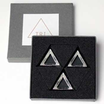 竹中銅器:三角形のテーブルウェア TRI(トライ) 箸置(3客セット)