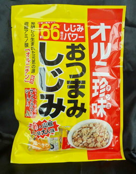 松商：オルニチン配合!「おつまみ　しじみ」3袋 生姜と山椒で甘辛く味付けしたカラむきしじみと高オレイン酸品種のサンフラワーシードを混ぜ合わせ、ピリ辛に仕上げました。 オルニチンを配合していますので小袋1袋で約66個分のしじみパワーを取ることが出来ます。 お酒のお供に是非ご賞味ください。 商品説明 名称 おつまみ　しじみ　3袋 内容量 67g×3袋 原材料 しじみ、ひまわり種子、醤油(小麦含む)、食用油脂、オルニチン塩酸塩、生姜、食塩、唐辛子、山椒、ソルビット、調味料(アミノ酸等)、酸化防止剤(ビタミンE)、甘味料(ステビア) 賞味期限 12ヶ月 保存方法 直射日光高温多湿を避けて常温で保存して下さい。 製造元 松商　福井県小浜市遠敷 備考