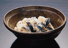 ※予約受付※家庭用に漬け込む伝承の味 「D-2 だいこん鮨/木箱詰 3本入」(クール冷蔵便)四季のテーブル ※..