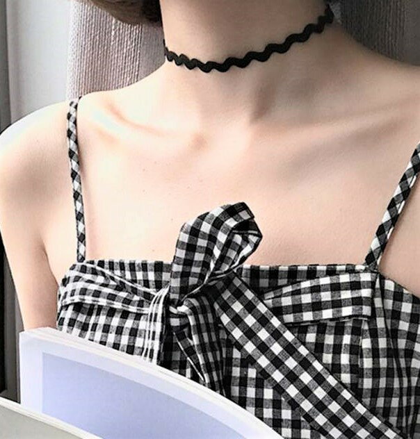 シンプル ウェイブ レース チョーカー