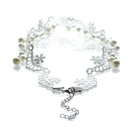 パール と CZ の 刺繍 レース チョーカー