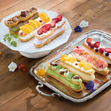 プレミアムバトンシューアイスケーキ8個 4045-015 CI-460 7990119 Y_KO_ap 六本木ヒルズで“行列のできるシュークリーム専門店”として話題の「クレーム デ ラ クレーム」がお届けする、エクレアタイプのシューアイスケーキです。ミ 母の日 父の日 プレゼント ギフト 贈り物