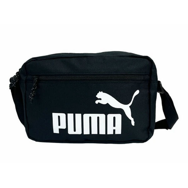 PUMA 【メール便送料無料】プリントロゴ 横型ショルダーバッグ プーマ ロゴプリント ショルダーバッグ ブラック 黒 シンプル 中学生 高校生 大学生 メンズ 男子 軽量 旅行 通学 斜め掛け バッグ 肩掛け 使いやすい ミニ ミニショルダー スポーツブランド J20334(4.0)