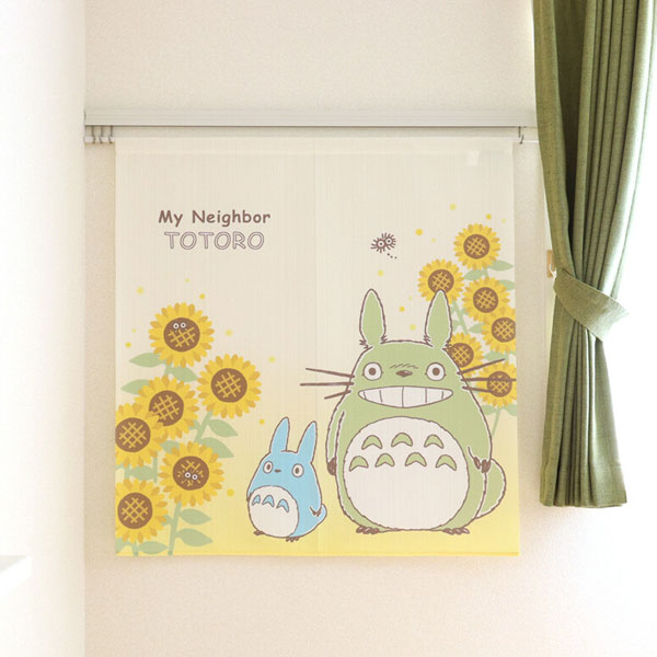 のれん ジブリ となりのトトロ おしゃれ 暖簾 間仕切り トトロ カーテン 勝手口 省エネ 断熱保温 送料無料 突っ張り棒 つっぱり棒 花粉 模様替え 新生活 かーてん しゃこう 遮光 結露 カビ 85X90cm 暖簾 間仕切り ヒマワリとトトロ タペストリー