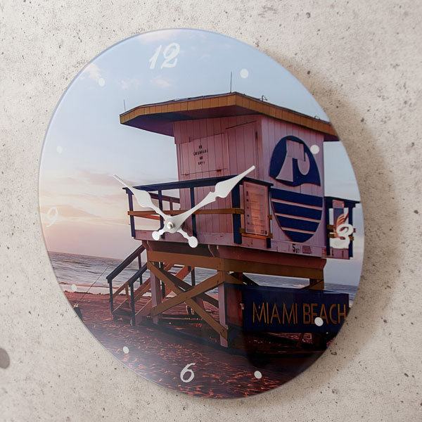 樂天商城 - 時計 おしゃれ ガラス MIAMI BEACH Blue 掛け時計 ウォールクロック デザインウォールクロック アンティーク デザイナーズクロック 壁掛け 掛時計 カフェ 店舗 38cm ガラスウォールクロック