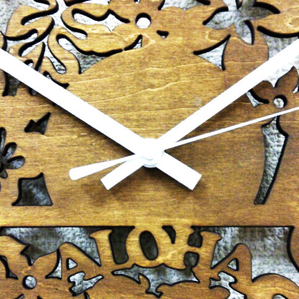 時計 おしゃれ シルエットクロック かわいい 北欧テイスト インテリアクロック ギフト デザインウォールクロック アンティーク デザイナーズクロック 壁掛け 掛け時計 カフェ 店舗 ウォールクロック 贈り物 ハワイ ハワイアン [2]