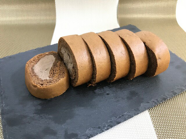 ロールケーキ　チョコ