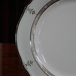 ノリタケ食器BUCKINGHAMPLATINA20pcディナーセット(海外用)