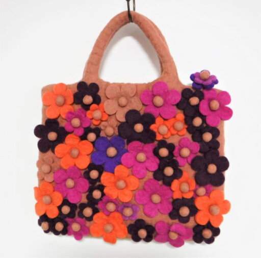 フェルトバッグ 花畑 ピンク【A】フエルト fairtrade フェアトレード bag 手提げかばん 鞄 カバン フェルトバッグ 花畑 ピンク【A】フエルト fairtrade フェアトレード bag 手提げかばん 鞄 カバン