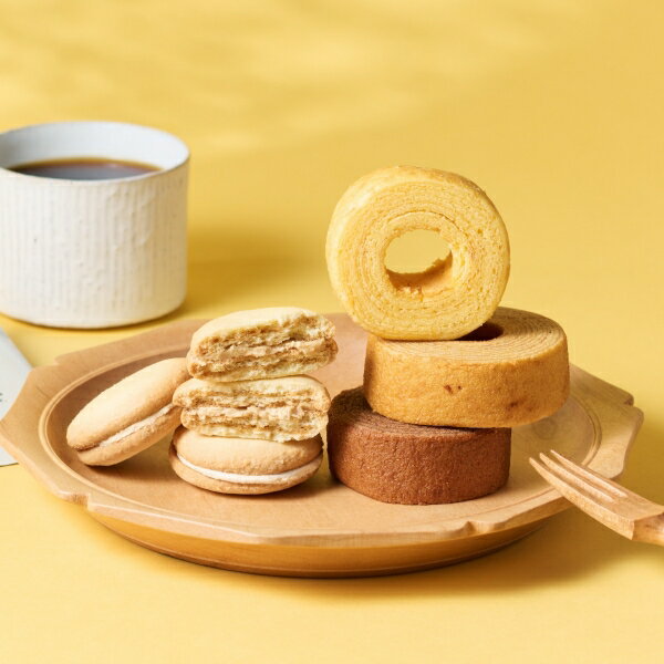 内祝い お返し 出産 メッセージカード 無料 ひかりがさね ふんわり バーム コーヒー 詰合せ 10個 バウムクーヘン プティ クッキー 三喜屋珈琲 スイーツ ...