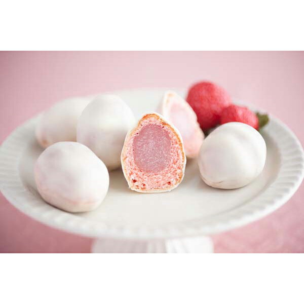 お歳暮 早割 冬ギフト 内祝い お返し 出産 メッセージカード 無料 福岡 博多ミノリカ あまおう エッグ ケーキ 8個 苺ピューレ カステラ生地 ホワイトチョ...