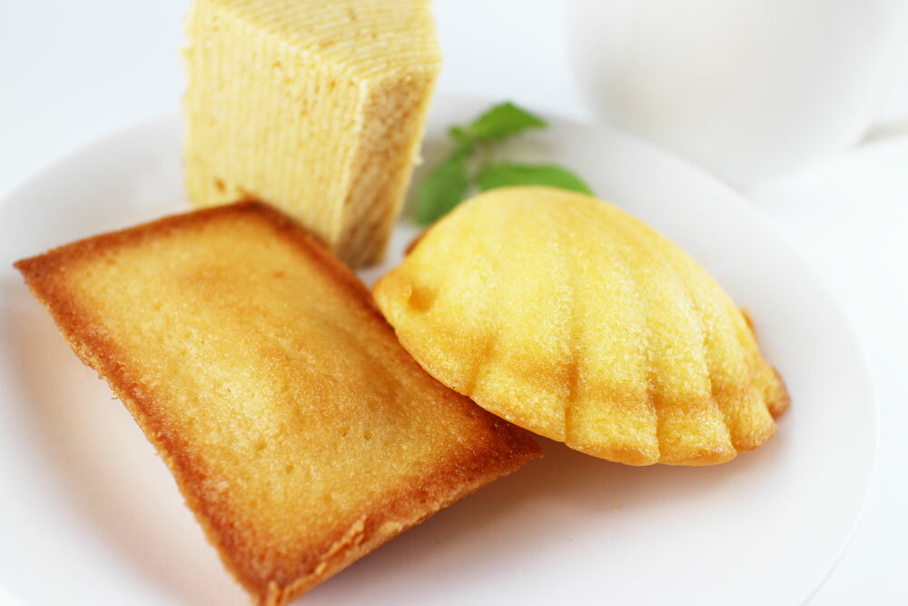 出産内祝い スイーツ プレミアム ガトーセレクトC メープル お祝い返し お菓子 内祝い 出産 結婚 お祝い お返し 結婚内祝い 結婚祝い 出産祝い (KM)軽...