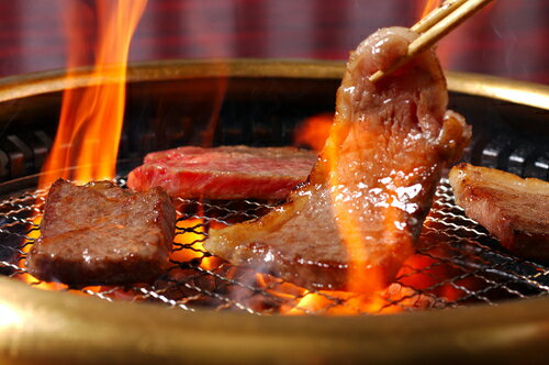 10000円 【 出産内祝い ギフト 】 牛肉 松阪牛 焼肉 B 写真入り カード 出産 内祝い 結婚 お返し グルメ 国産 ブランド牛 人気 高級グルメ (SK)軽 結婚内祝い 産地直送 お取り寄せ 1歳 一万円 1万円 食品 ランキング 父の日 初節句