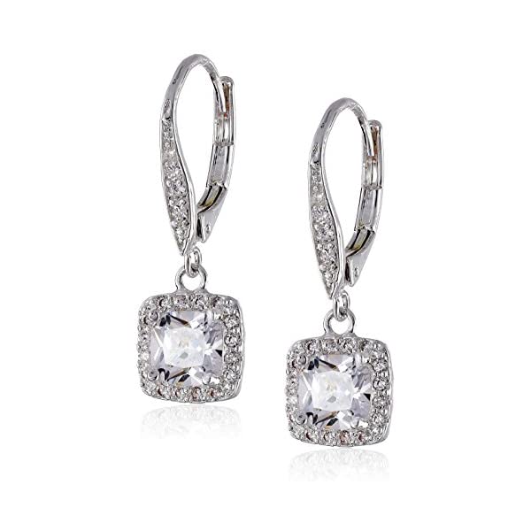 アンクライン Anne Klein イヤリング アクセサリー グッズ Anne Klein Flawless Cubic Zirconia Lever-Back Drop Earrings 人気のアンクラインはこちら ■海外より直輸入品となりますので、外箱に小傷・破れ等がある場合がございます。 　本体には影響ございませんので、予めご容赦ください。 ■携帯からの注文の際【納期目安】が表示されない場合もございます。 　納期の表示が確認出来ない商品に関しましては、お手数ですが、PCページより【納期目安】の確認をお願いします。 　また、携帯からのご注文のお客様は携帯電話の受信設定（フィルター）を必ずご確認下さいますようお願いいたします。アンクライン Anne Klein イヤリング アクセサリー グッズ Anne Klein Flawless Cubic Zirconia Lever-Back Drop Earrings メーカー Anne Klein 商品名 Anne Klein Flawless Cubic Zirconia Lever-Back Drop Earrings パッケージサイズ(cm) × × 重量(g) 0 詳細 ◆ 様々なギフトシーンにぴったりの商品を豊富に取り揃えております ◆プレゼント　ギフト　クリスマス　母の日　父の日　記念日　誕生日　お誕生日　誕生日プレゼント　敬老の日　記念品　結婚記念日　メモリアルギフト　お祝い　出産祝い　結婚式　結婚祝い　御祝　披露宴　引き出物　引出物　ウェディングギフト　ブライダルギフト　景品　賞品　コンペ景品　ゴルフコンペ　粗品　お中元　御中元　お歳暮　御歳暮　残暑見舞い　引越し　引っ越し祝い　引越し祝い　贈答品　入園祝い　入学祝い　卒業祝い　成人式　就職祝い　昇進祝い　定年退職記念　還暦祝い　卒業記念品　内祝　お返し　お礼　御礼　お祝い返し