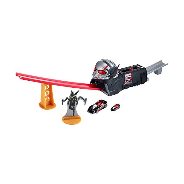 アントマン マーベル おもちゃ Hot Wheels Marvel Ant-Man Shrink Chamber Shoot-Out Track Set