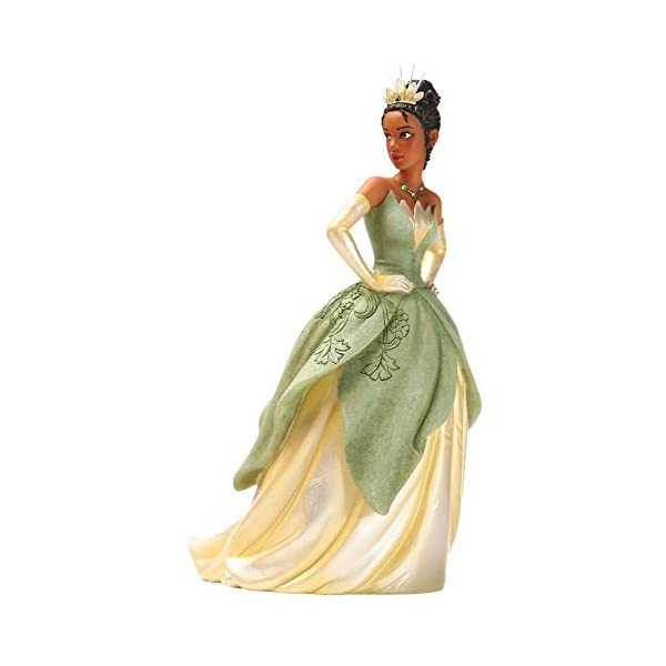 エネスコ ディズニー ショーケース プリンセスと魔法のキス ティアナ フィギュア 人形 置物 インテリア プレゼント Enesco Disney Showcase Couture de Force Princess and The Frog Tiana Figurine, 8.46 Inch, Multicolor