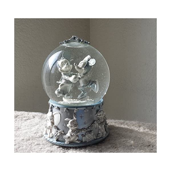 スノードーム ディズニー ミッキー ミニー クリスマス プレゼント サンタクロース ツリー Disney Mickey Mouse & Minnie Ice Skating Snow Globe ; Special Edition 2002 Collectible Snowflakeのサムネイル