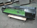 　◆◇商品詳細◇◆ 年　式：2022年製 【外形寸法】 　W1500xD345xH280mm 【内容量】 　54L 【庫内温度】 　4～10℃ 【庫内湿度】 　約80％ 【消費電力】 　単相100V　50/60Hz 　170/180W 【重量】 　41kg サイズ：W1500xD345xH280mm 　◇◆注意事項◆◇ ・商品は基本的に軒先(建物前)の車上渡しとなります。 　必ずご確認下さい。 ・搬入設置ご希望の方は別途ご相談ください。 　※費用は別途かかります。 　※1都3県(東京都・神奈川県・埼玉県・千葉県)に限り搬入可能です ・一部地域・離島によっては配送出来ない場合がございます。 　何卒ご了承ください。 ・一部ガラス製品・大型商品・重量がある商品については 　木枠梱包（概ね15,000円～25,000円）を要する場合がござい 　ます。 ・ガス種(都市ガス・プロパンガス) 　電力（単相100V・三相200V・単相200Vなど）は 　十分にご確認下さい。 ・ガス種間違え・電力間違え・サイズ間違えによるキャンセルはお受けできません。 　何卒ご確認の程宜しくお願い致します。 ・付属品に関しましては写真に掲載しているものが全てとなります。 　その他、気になる点はご相談ください。 ・ご不明な点が御座いましたら、ご遠慮なくお問い合わせください。 　ご理解とご協力をお願い致します。