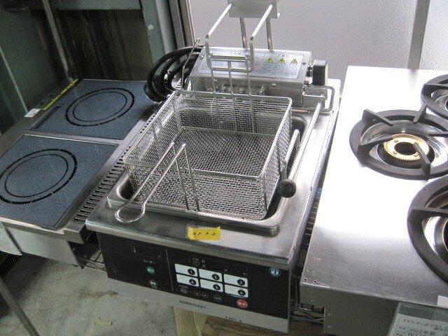 2016年製　【ホシザキ】【業務用】【中古】　オートリフト式電気フライヤー　FLA-8TA　三相200V　W360x..