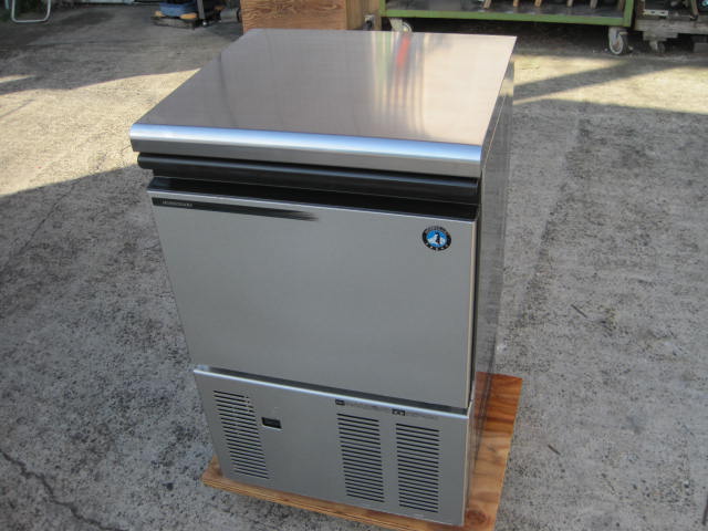 2022年製　【ホシザキ】【業務用】【中古】　製氷機　IM-35M-2-A2　35kg　単相100V　※ヒューズ仕様　W5..