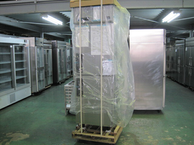 　◆◇商品詳細◇◆ 年　式： 【外形寸法】 　W615xD650xH1950mm 【内容量】 　397L 【庫内温度】 　-6〜12℃ 【消費電力】 　単相100V　50/60Hz 　冷却時：180/180W 　霜取時：264/264W 【重量】 　71kg サイズ：W615xD650xH1950mm 　◇◆注意事項◆◇ ・商品は基本的に軒先(建物前)の車上渡しとなります。 　必ずご確認下さい。 ・搬入設置ご希望の方は別途ご相談ください。 　※費用は別途かかります。 　※1都3県(東京都・神奈川県・埼玉県・千葉県)に限り搬入可能です ・一部地域・離島によっては配送出来ない場合がございます。 　何卒ご了承ください。 ・一部ガラス製品・大型商品・重量がある商品については 　木枠梱包（概ね15,000円〜25,000円）を要する場合がござい 　ます。 ・ガス種(都市ガス・プロパンガス) 　電力（単相100V・三相200V・単相200Vなど）は 　十分にご確認下さい。 ・ガス種間違え・電力間違え・サイズ間違えによるキャンセルはお受けできません。 　何卒ご確認の程宜しくお願い致します。 ・付属品に関しましては写真に掲載しているものが全てとなります。 　その他、気になる点はご相談ください。 ・ご不明な点が御座いましたら、ご遠慮なくお問い合わせください。 　ご理解とご協力をお願い致します。