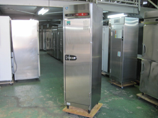 2023年製　【ホシザキ】【業務用】【中古】　包丁マナ板殺菌庫　HSB-5SB3-H*　三相200V　W540xD540xH1880mm　自社6ヶ月保証